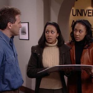 Photo Sister, Sister