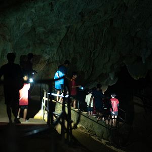 Photo Les 13 Rescapés : Notre enfer dans la grotte