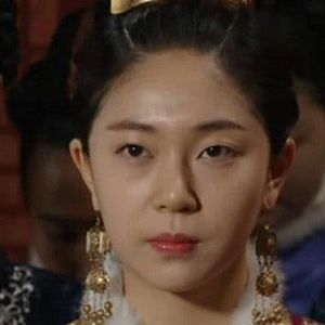 Photo The Empress Ki
