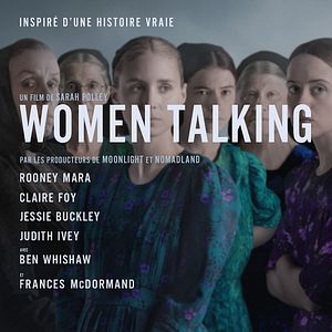 Photo Women Talking
