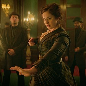 Photo Shadow and Bone : La saga Grisha