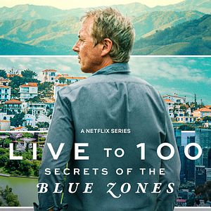 Photo 100 ans de plénitude : Les secrets des zones bleues