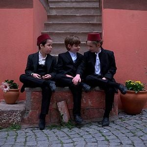 Photo Zübeyde, Analar ve Oğullar