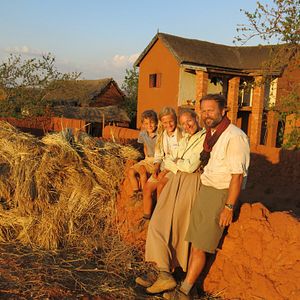 Photo Connaissance du Monde : Madatrek -Tour de Madagascar à pied et en famille