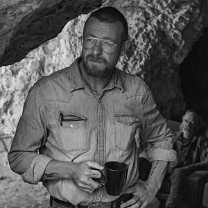 Photo Simon Baker