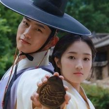 Photo Secret Royal Inspector & Joy