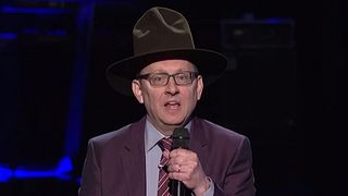 image de la reprise flippante de Happy par Michael Emerson (Lost)