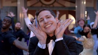 image de Le numéro d'ouverture des Emmy Awards 2015 d'Andy Samberg !