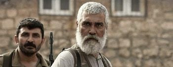 Deux villages, une vieille rivalité et une paranoïa grandissante…