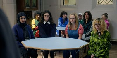 poster de la série Saintes-Nitouches