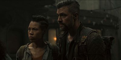 poster de la série La descente