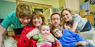 poster de la série Vis-à-vis