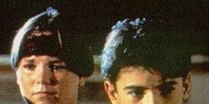 poster de la série Au bout de la terre