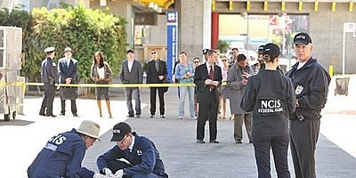 poster de la série L'essentiel est invisible