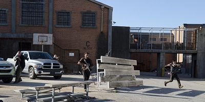 poster de la série Entre deux feux