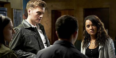 poster de la série La vie ne tient qu'à un fil