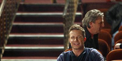 poster de la série Lever de rideau