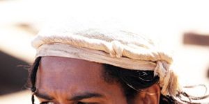 poster de la série La malédiction