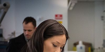 poster de la série Le dénicheur