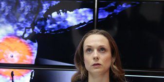 poster de la série Chasser le naturel...