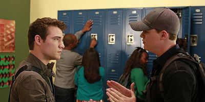 poster de la série Love Among the Ruins