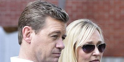 poster de la série She Believes