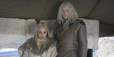 poster de la série Defiance dans les ténèbres