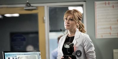 poster de la série Visages anonymes