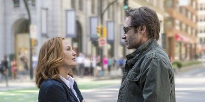 poster de la série La vérité est ailleurs (1/2)