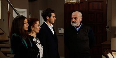 poster de la série İnadına Aşk 29.Bölüm