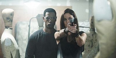 poster de la série Contre-attaque