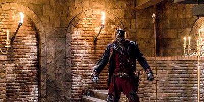 poster de la série À la lueur de l'aube