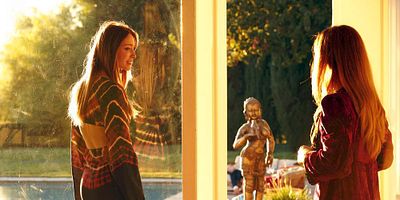 poster de la série Happiness is a Warm Gun