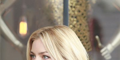 poster de la série Une experte pas comme les autres