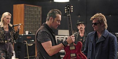 poster de la série All That Glitters is Gold