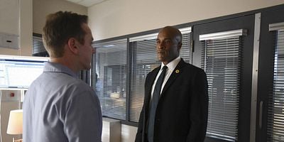 poster de la série La fin du début