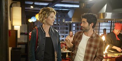 poster de la série In a World Where Worlds Collide