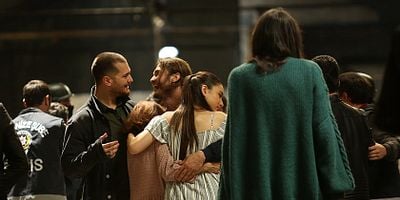poster de la série İçerde 39.Bölüm Final