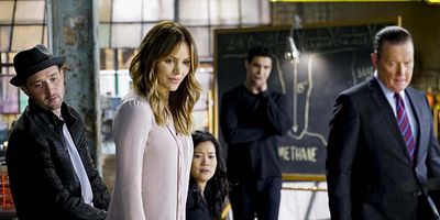 poster de la série Y a-t-il un génie pour sauver le monde ? (1/2)