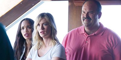 poster de la série Équipe réduite