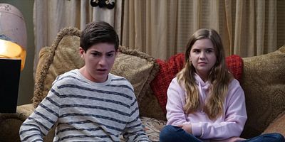 poster de la série N-I–NIGHTMARE ON D-I–DIMEO STREET