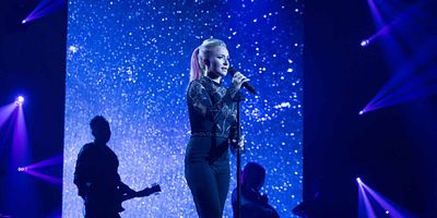 poster de la série Nouvelles attaches