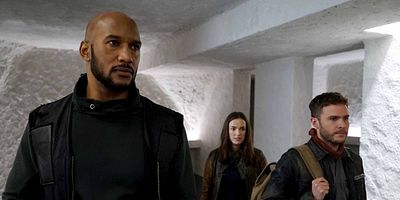 poster de la série Le départ