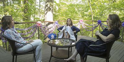 poster de la série Alone Again, Naturally