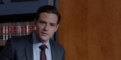 poster de la série 18 milles à l'extérieur de Roanoke