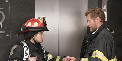 poster de la série Cernés par les flammes