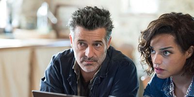 poster de la série A la vie, à la mort