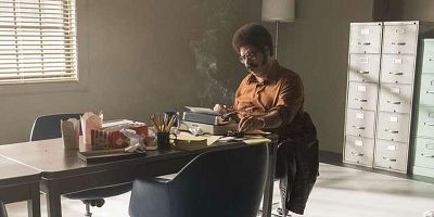 poster de la série Between Us