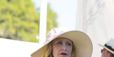 poster de la série Contact