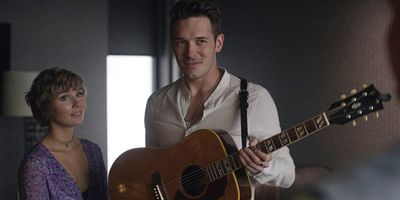 poster de la série L'être aimé